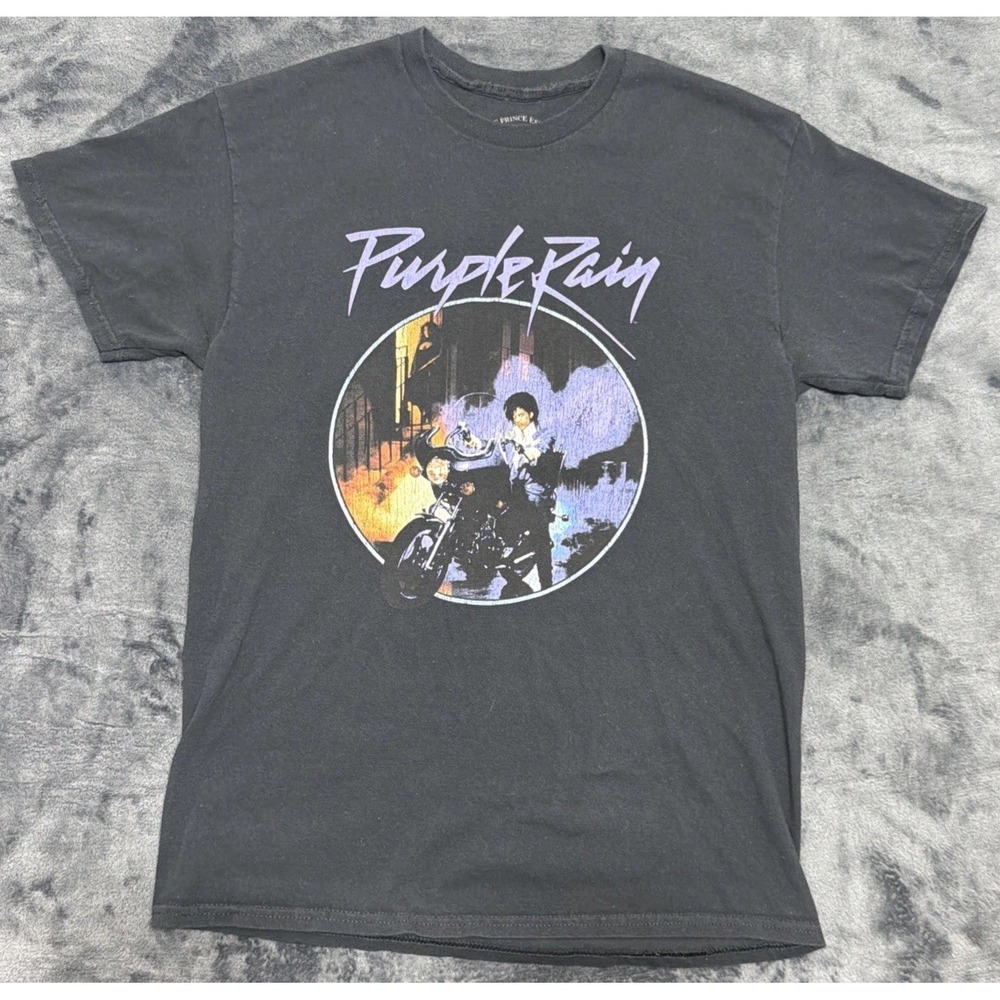 Prince Purple Rain Album Cover T Shirt Prince Estate Official & Approved Sz. M.